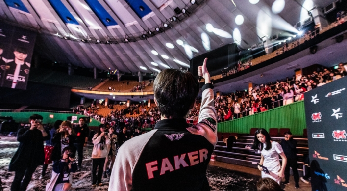 [Feature] The line that divides professional gamers from game addicts