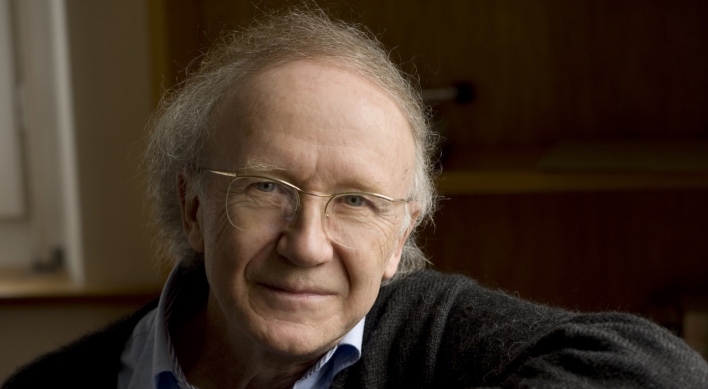 Holliger, Saariaho win Isang Yun International Composition Award