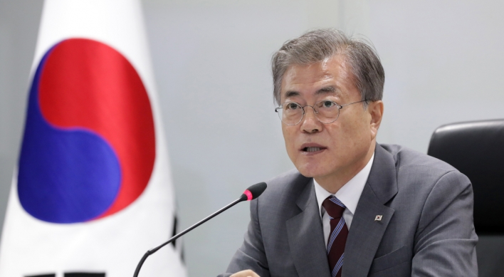 Moon’s approval rating at its lowest point