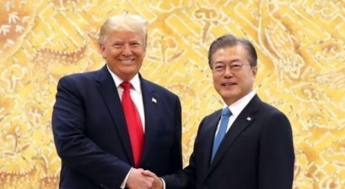 Moon, Trump to hold talks Monday on peace process in New York