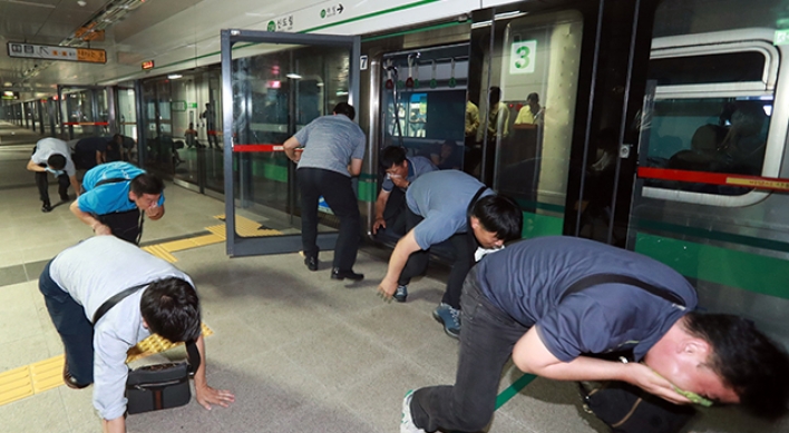 Subway Line No.2 to halt for 10 minutes around 3 p.m.