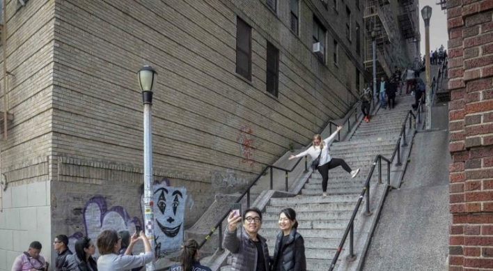 Bronx steps in 'Joker' movie become a tourist attraction