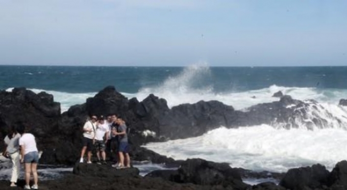 Tourists to Jeju expected to top 15m again this year