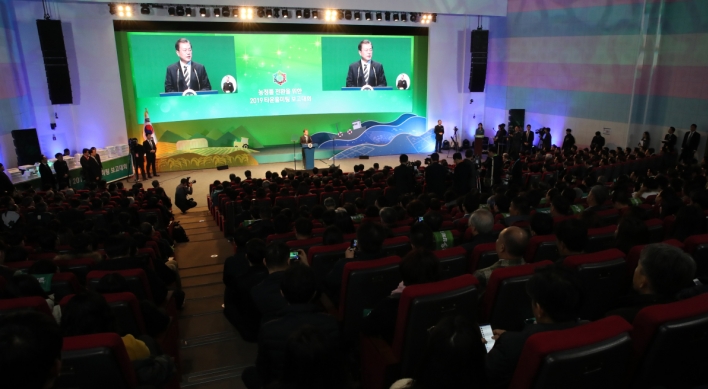 Moon vows govt. efforts to transform agricultural system