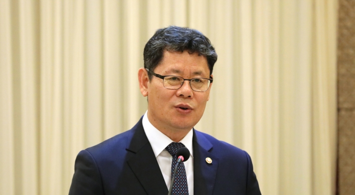 Unification minister proposes ‘tentative deal’ for NK nuclear impasse