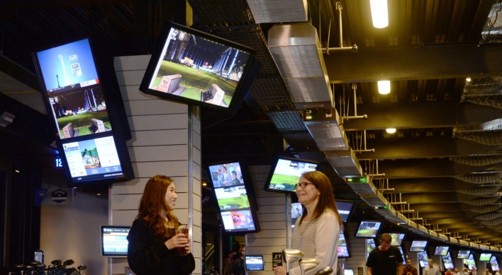 [From the Scene] LG’s digital signage displays spruce up Topgolf in US