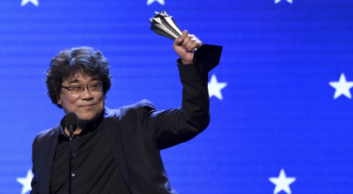 'Parasite' director Bong Joon-ho says 'language barrier' broken after Oscar nod