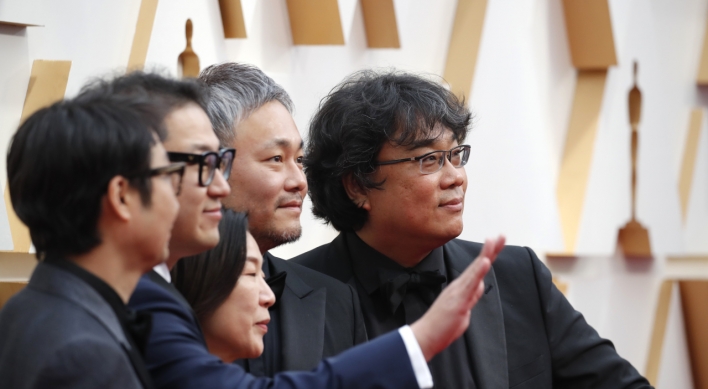 Bong Joon-ho lands best original screenplay with ‘Parasite’ at Oscars