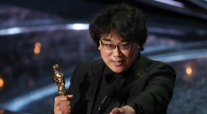 Oscars’ best director Bong Joon-ho honors Martin Scorsese