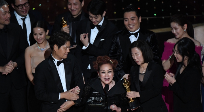 Executive producer of best picture ‘Parasite’ thanks Korean audience
