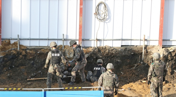 Artillery shells uncovered at construction site