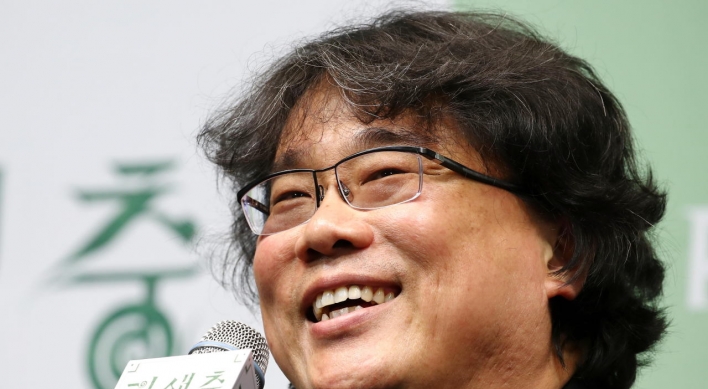 Bong Joon-ho continues commenting on social issues