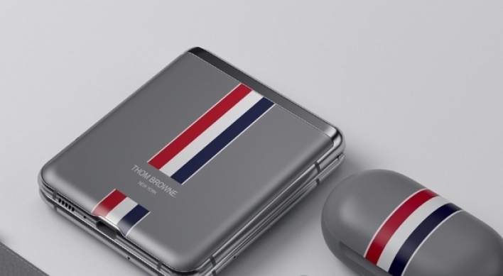 Samsung’s Z Flip Thom Browne edition sells out in 2 1/2 hours