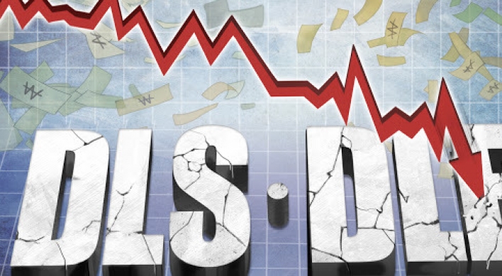 Sales of derivatives-linked securities dip 32% in Q1