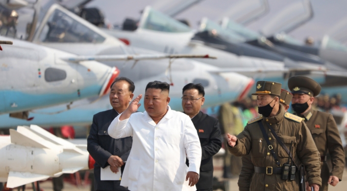 NK leader sends gratitude to workers at tourist zone amid health rumors