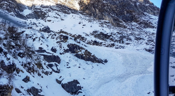 Bodies of 2 S. Koreans found after going missing in Annapurna avalanche in Jan.