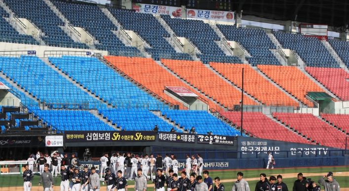 Moon hails opening of pro sports as meaningful step toward normal life