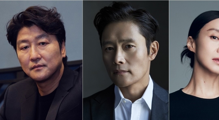 Song Kang-ho, Lee Byung-hun to star in plane disaster blockbuster