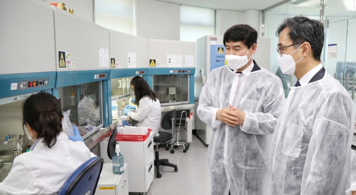 Korean drug firms in early stage of coronavirus vaccine development