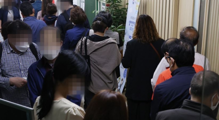 [News Focus] Unemployment amid COVID-19 shows gender contrast in Korea