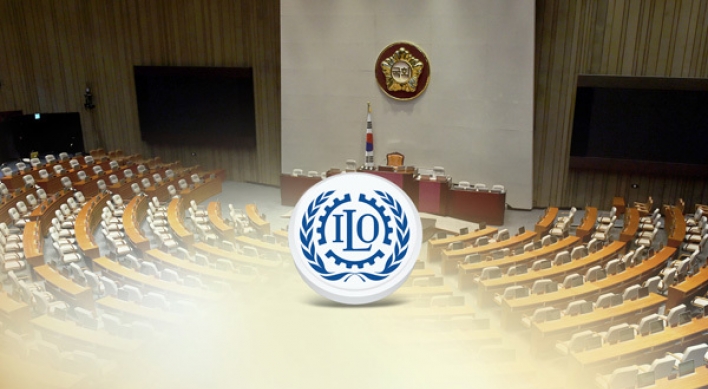 Moon says revision of labor laws crucial for ILO conventions