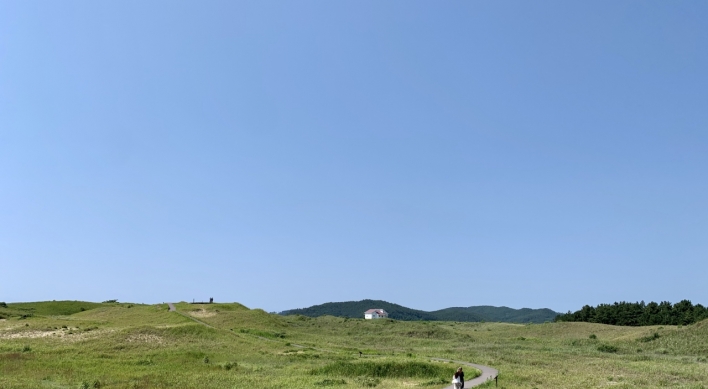 Taean offers idyllic beach getaway in COVD-19 times