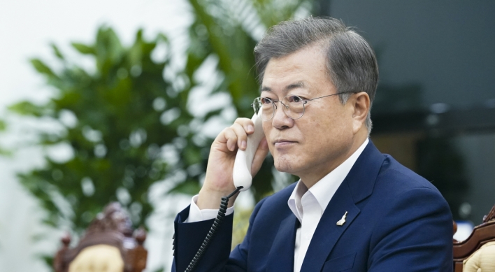 [News Focus] Half of citizens in Seoul, Gyeonggi disapprove of Moon
