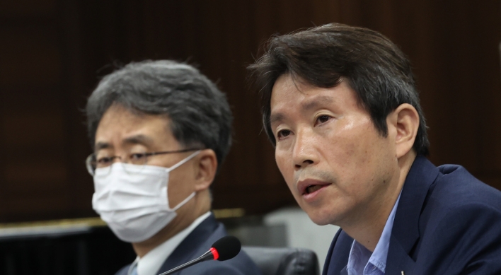 Unification minister expresses regret over NK's release of dam water