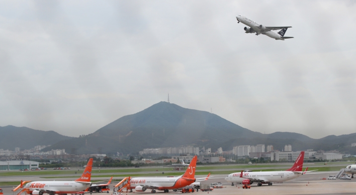 Jeju Air Q2 net losses widen on failed Eastar merger