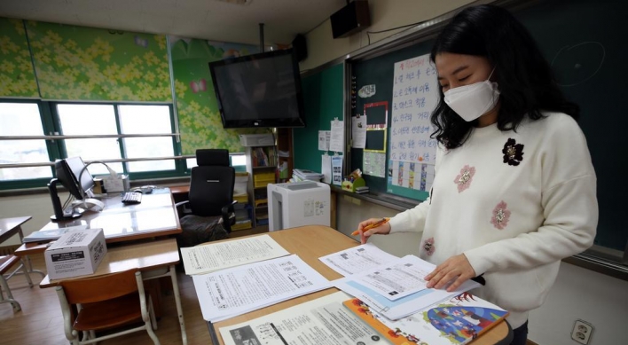 With eased attendance cap, 1st graders at elementary schools to return to classrooms almost every day