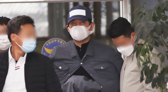 Key suspect in Lime fund scandal makes additional claims in 2nd letter from prison