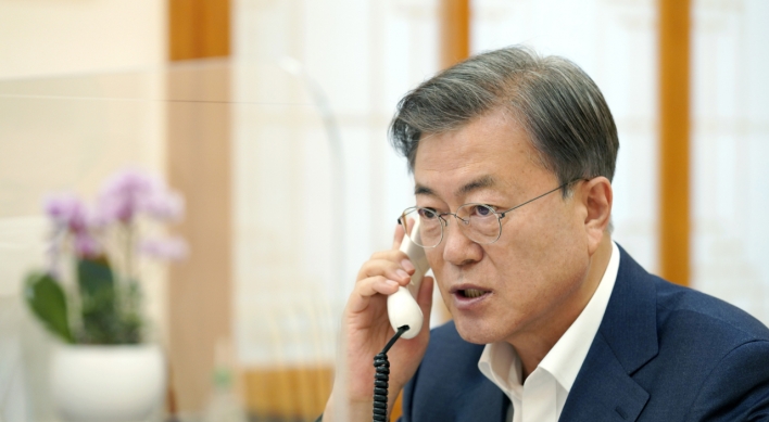 Moon asks Kazakhstan, Chile to support S. Korean candidate for top WTO post