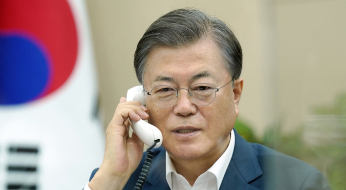 Moon requests Canada's backing for S. Korea in WTO chief race