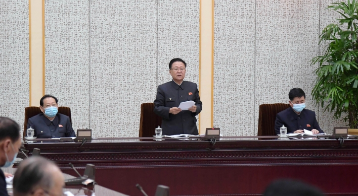 NK parliament adopts non-smoking law