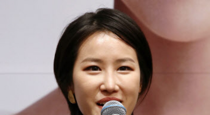 Soprano Park Hyesang records Korean-language songs for her first DG album