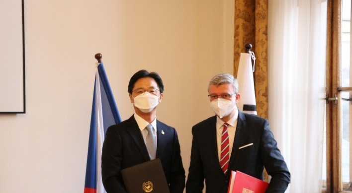 S. Korea, Czech Republic sign amended air services agreement