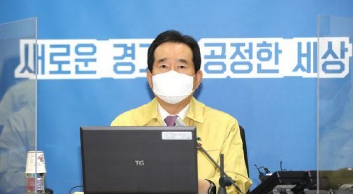 Prime minister declares all-out fight against virus spread in in Seoul, nearby areas