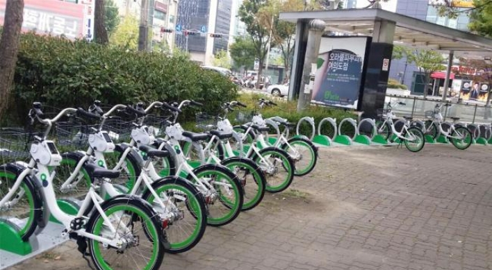 Seoul city's bike service users soar amid pandemic