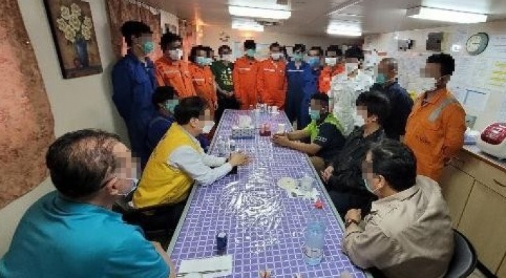 Embassy officials meet sailors aboard seized S. Korean ship in Iran