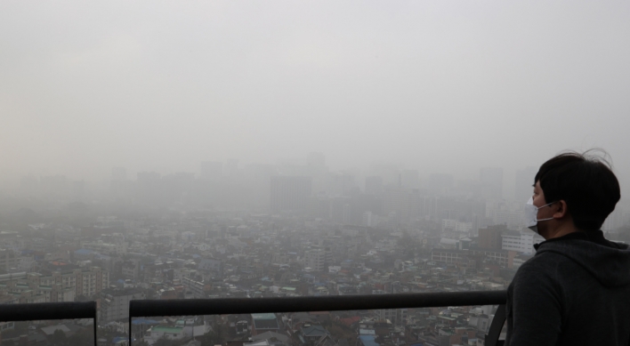 S. Korea suffocated by extremely powerful yellow dust storm