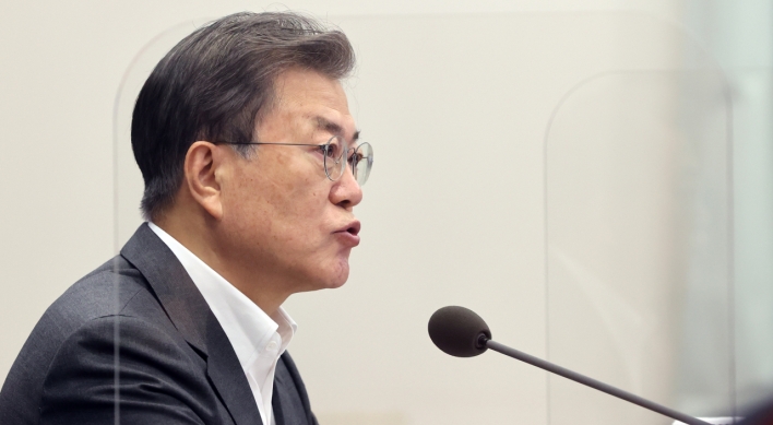 Moon calls for speedy relief money handouts, vaccination