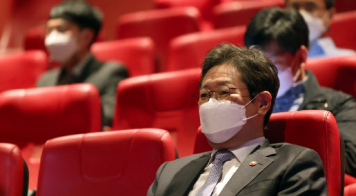 Culture minister pledges support for pandemic-hit film industry