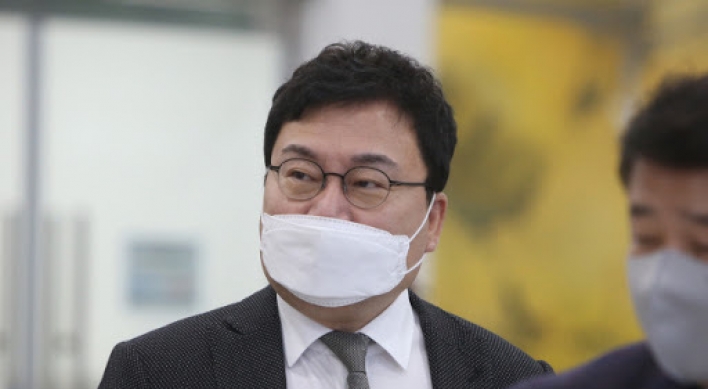 Prosecution seeks arrest warrant for Eastar Jet founder