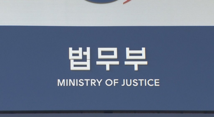 Migrant workers allowed to extend stay in Korea for one year