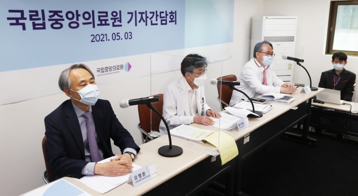 Will Korea reach herd immunity by November? Top doctor says no