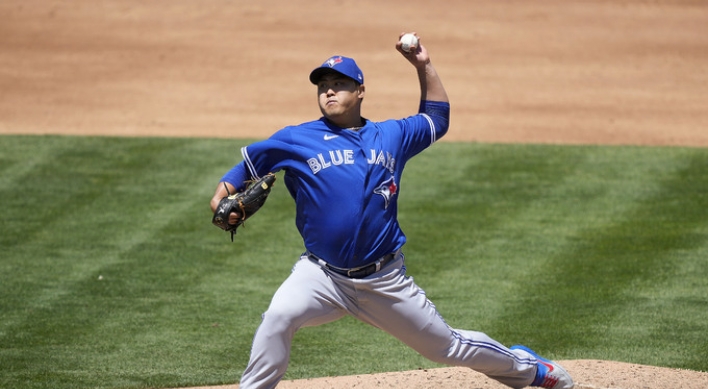 Blue Jays' Ryu Hyun-jin picks up ho-hum win in return from injured list