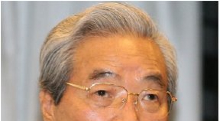 Former PM Lee Han-dong dies at 87