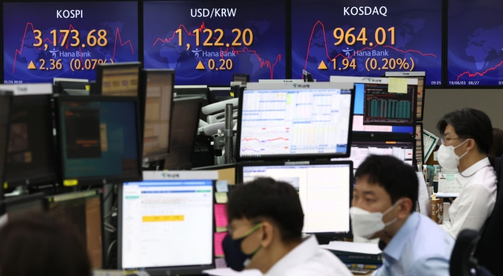 Seoul stocks open higher on hopes of economic rebound