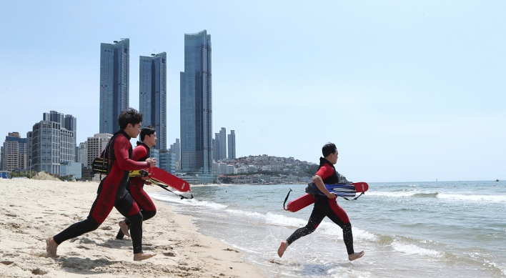 Congestion alert system to operate for beach visitors during summer