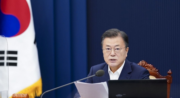 Moon accepts Air Force chief's resignation over sex assault case